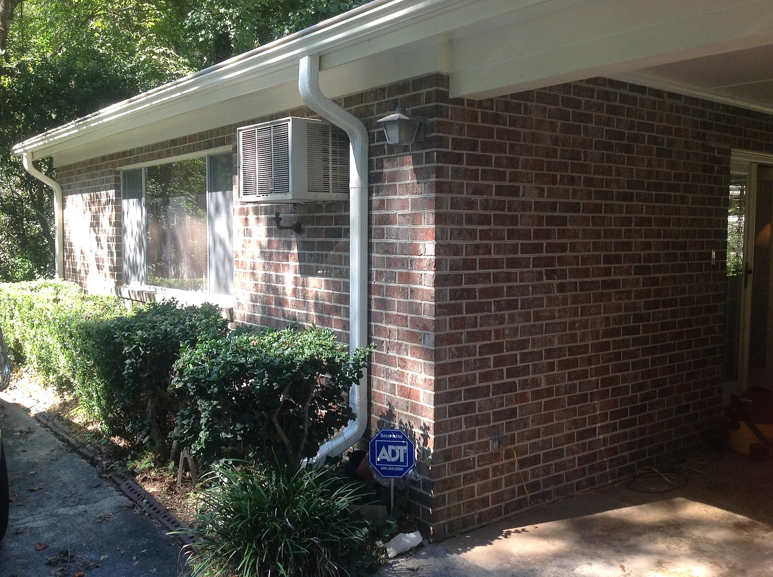 1860 Flintwood Dr photo 1
