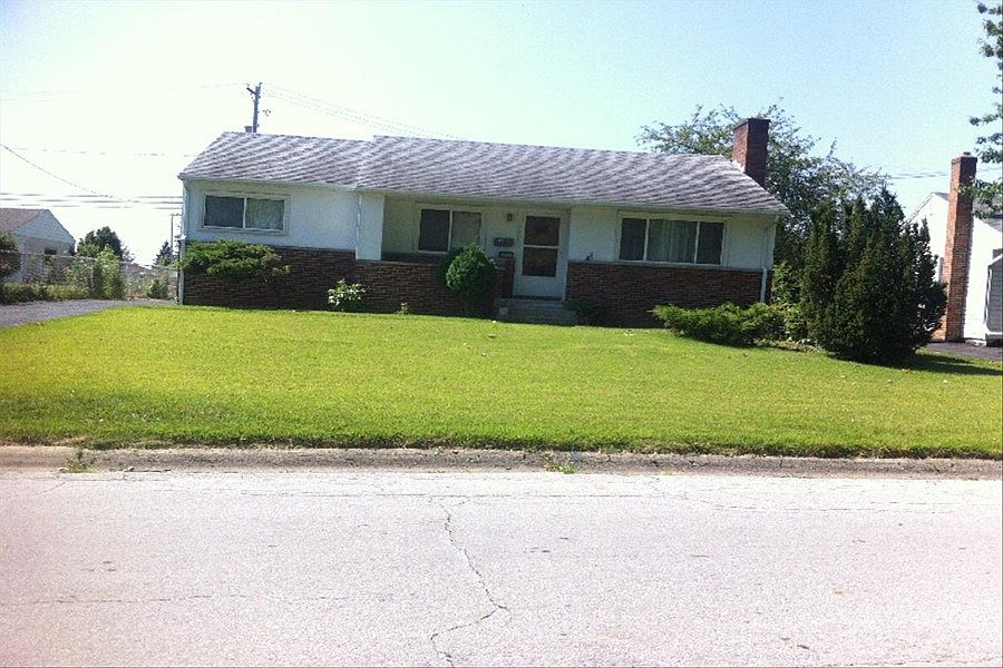 1st image of 3621 Heywood Dr