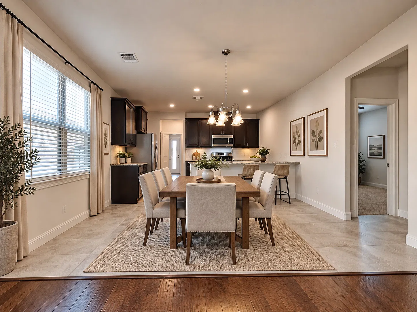 3 bed, 1587 sqft, $2,200 — Photo 4