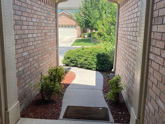 2nd image of 18816 Leigh Ln