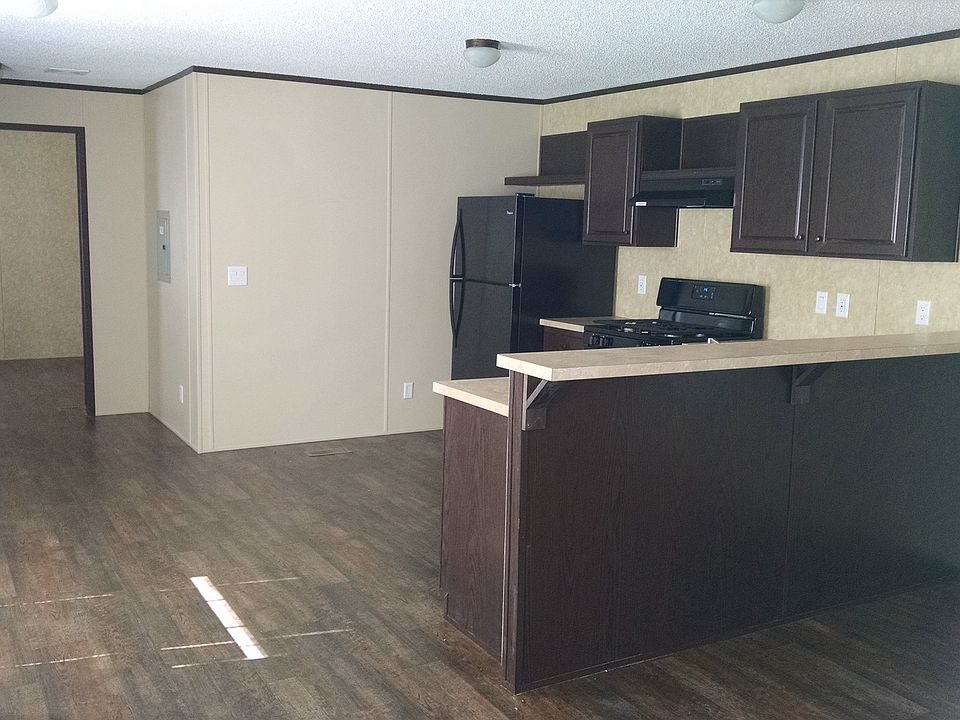 2nd image of 8 Olive St