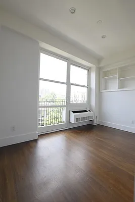 Rented by REAL New York | media 28