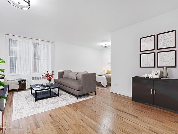 2nd image of 525 Ocean Pkwy APT 4H