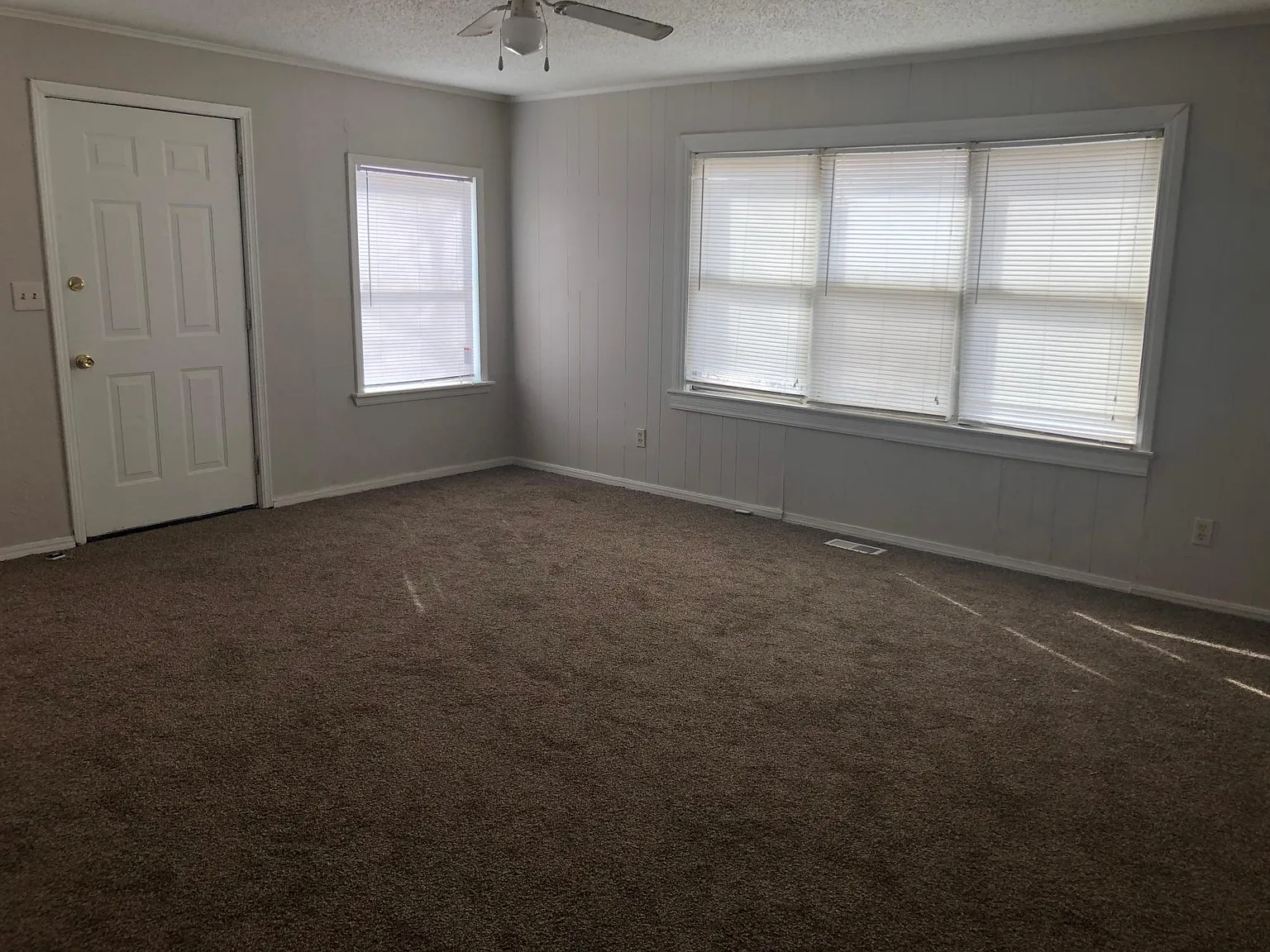 3 bed, $1,175 — Photo 4