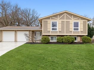 583 Lake Ave, Crystal Lake, IL 60014