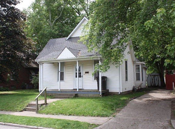 2nd image of 612 Bryan Ave