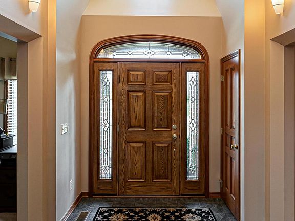 3rd image of 8777 Sunart Ct S