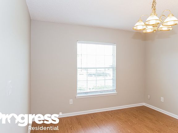 5th image of 1778 Dartmouth Dr