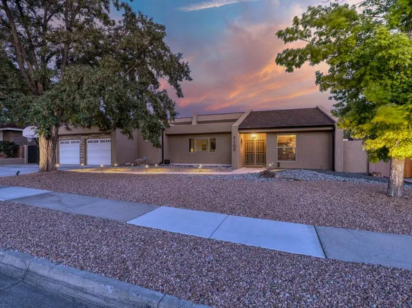 9108 Galaxia Way NE, Albuquerque, NM 87111