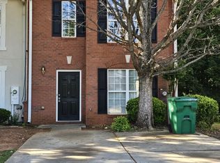 3054 Waldrop Cir, Decatur, GA 30034