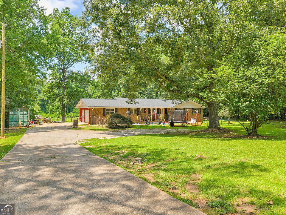 1st image of 849 Swan Lake Rd