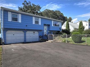 1255 Chopsey Hill Rd, Bridgeport, CT 06606