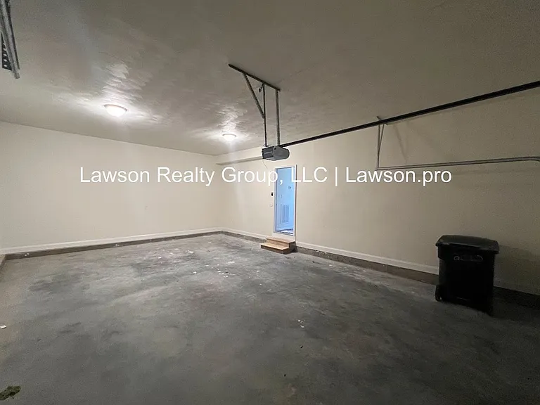 2080 Lawson Ln — Photo 24