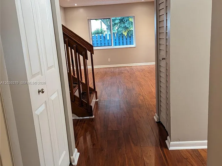 3446 Oak Dr — Photo 10