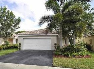 4333 Pine Ridge Ct, Weston, FL 33331