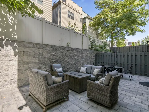 151 Webster Avenue image 35 of 41