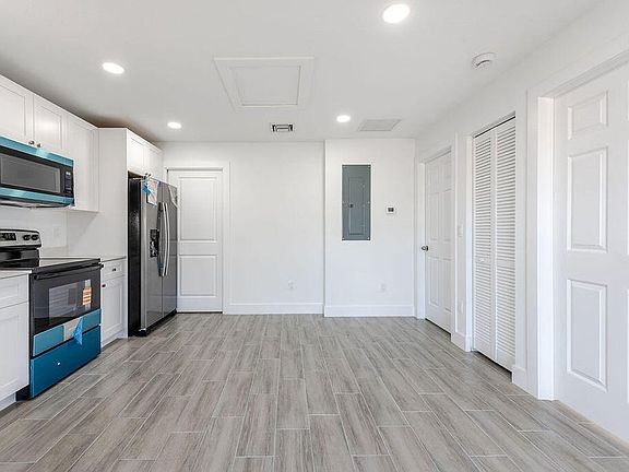 5th image of 4959 SE Primrose Way