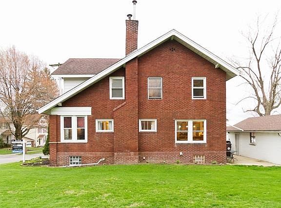 Side of House/Garage