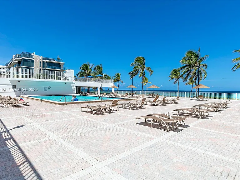 2401 S Ocean Dr #604 — Photo 26