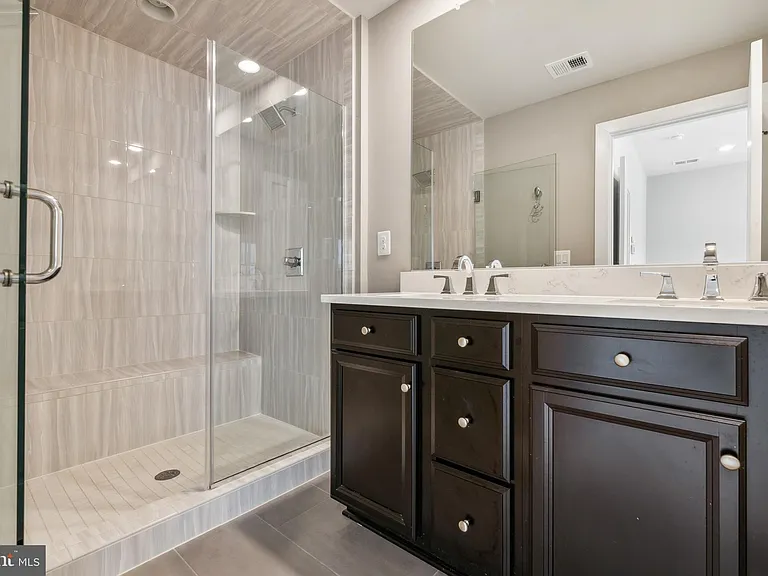 13212 Woodland Park Rd — Photo 28
