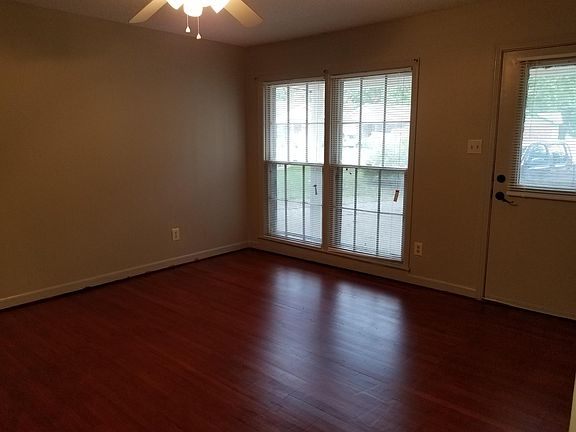 3rd image of 2239 Cedarwood Cv