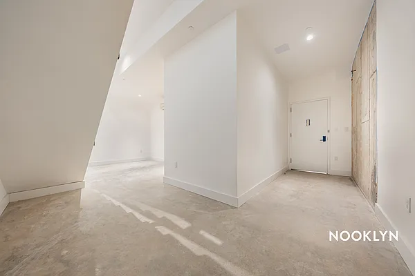 Rented by Nooklyn NYC LLC | media 10