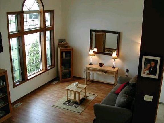 4th image of 4701 Brookmeadow Dr SE