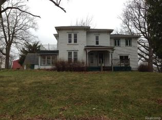 1640 County Farm Rd, Howell, MI 48843