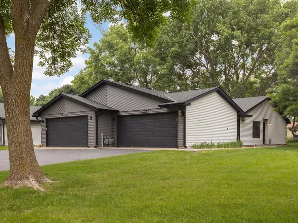 8824 134th St W, Apple Valley, MN 55124