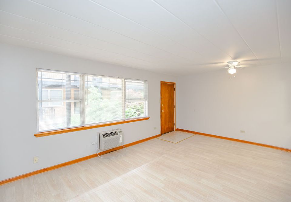 1st image of 6705 Stanley Ave APT 16