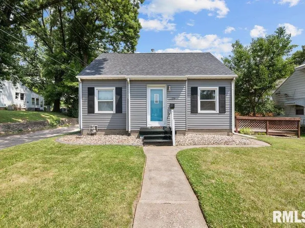 1316 W High St, Davenport, IA 52804