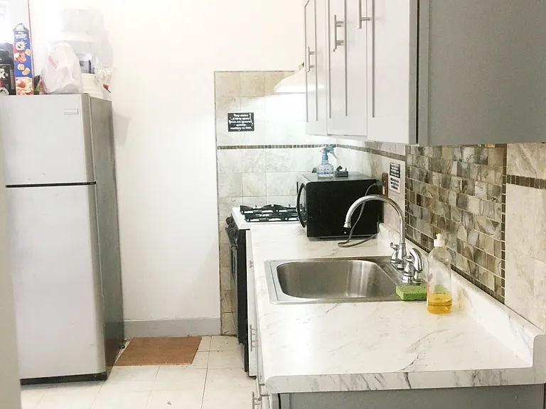 535 E 29th St #2.1 — Photo 4