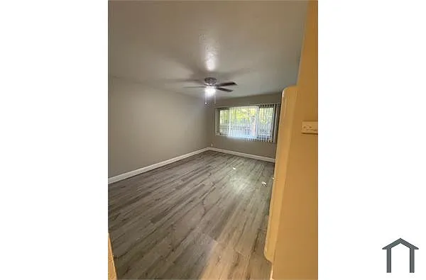 Building Photo - 5499 Claremont Ave #6