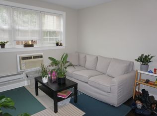 210 Trinity Ave, Ambler, PA 19002