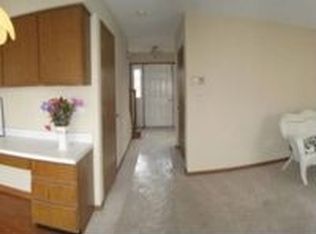 2271 Wynwood Ln, Aurora, IL