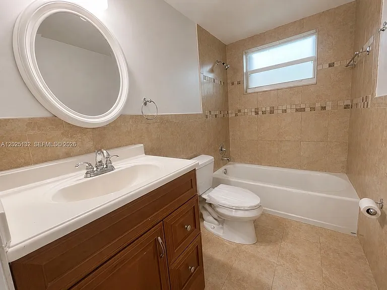 9371 Fontainebleau Blvd #I205 — Photo 13
