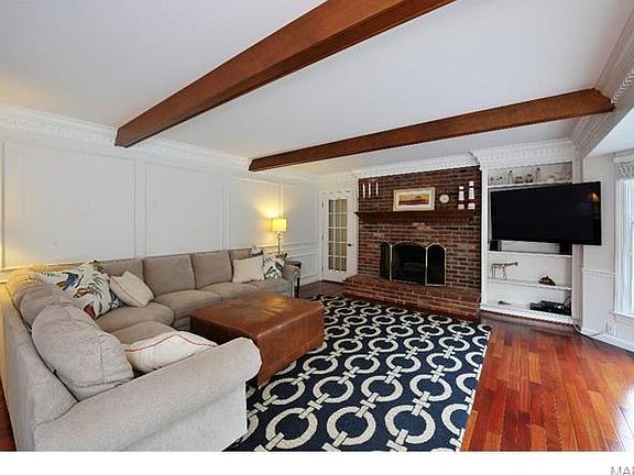 5th image of 1056 Wellington Ter