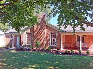 1125 E University St, Springfield, MO 65807