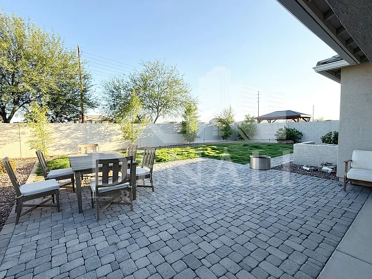1053 E Horro Rd — Photo 26