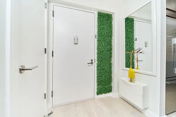 Rented by Compass | media 23