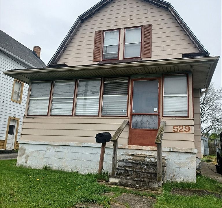 1st image of 529 Dickson Ave