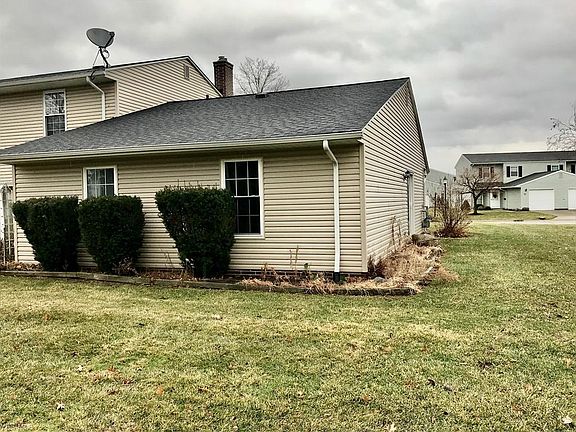 2nd image of 6854 Colonial Dr