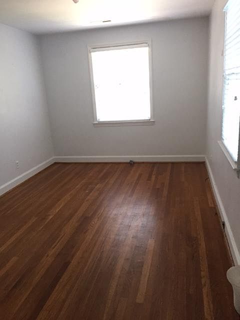 2nd image of 321 Cutler St