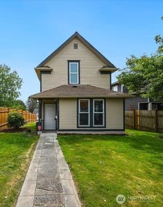 2111 Cleveland Avenue, Everett, WA, 98201