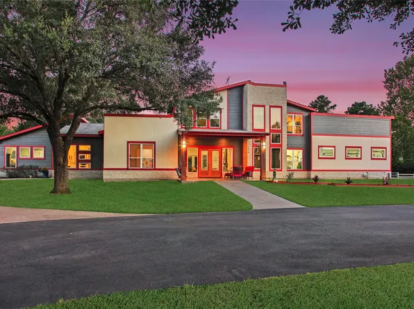 2531 S Cherry St, Tomball, TX 77375