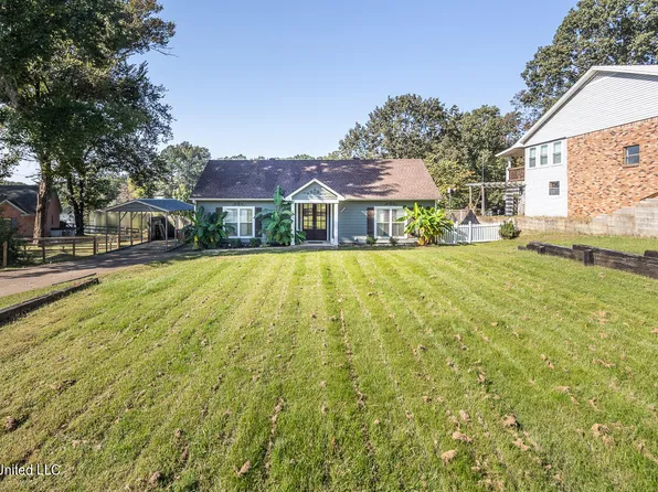 8819 Howling Fox Cv, Hernando, MS 38632