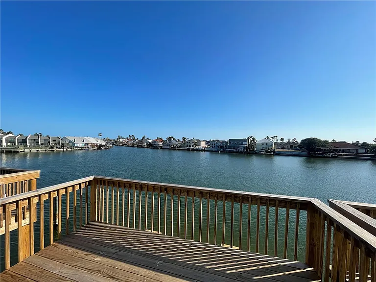 13957 Fortuna Bay Dr #B — Photo 32