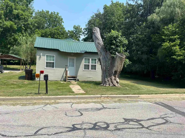 514 Mercer St, Ligonier, IN 46767