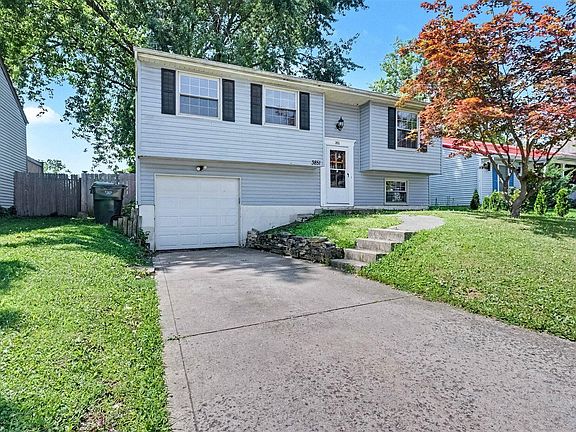 2nd image of 3851 Farm Brook Ln