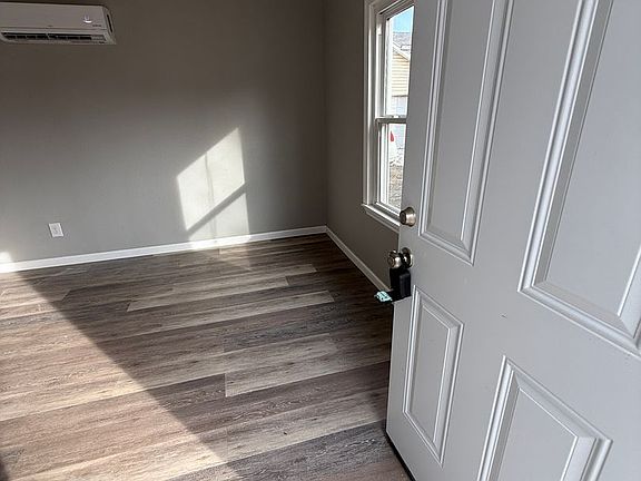 2nd image of 341 N Warren Ave